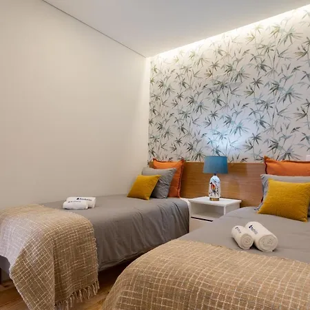 Host Wise - Enchanting Design Flat - Premium Location Porto