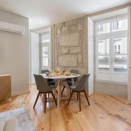 דירה Host Wise - Enchanting Design Flat - Premium Location פורטו