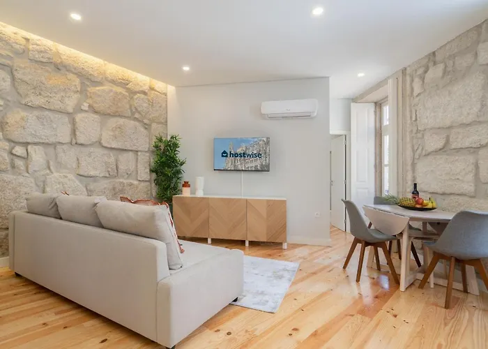 Host Wise - Enchanting Design Flat - Premium Location Porto