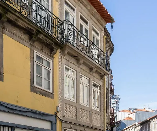 Appartement Host Wise - Enchanting Design Flat - Premium Location