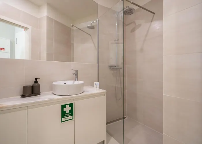 Apartman Host Wise - Enchanting Design Flat - Premium Location Porto